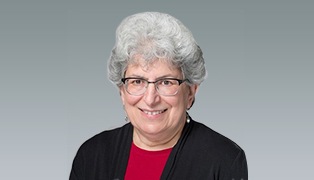 4 Julie Kunstler