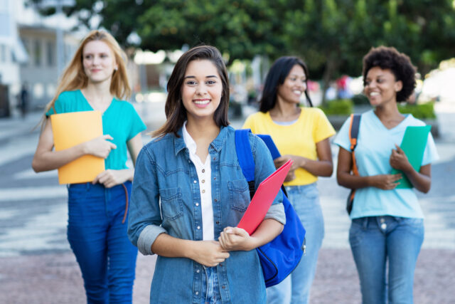 How to get a Student Visa for Canada in Pakistan