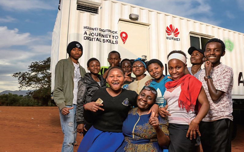 on the road to digital skills with digitruck